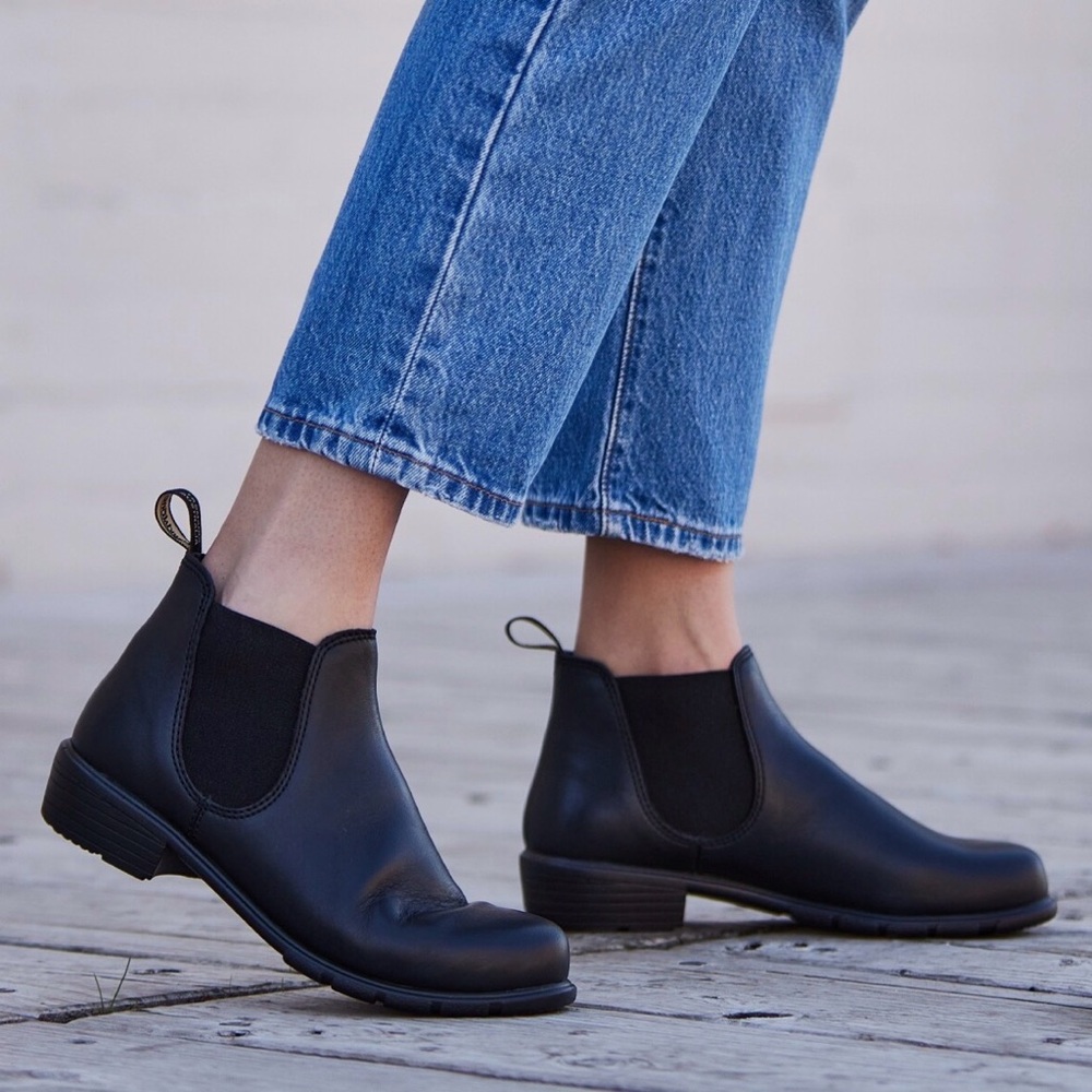 Blundstone Black Leather Ankle Boots